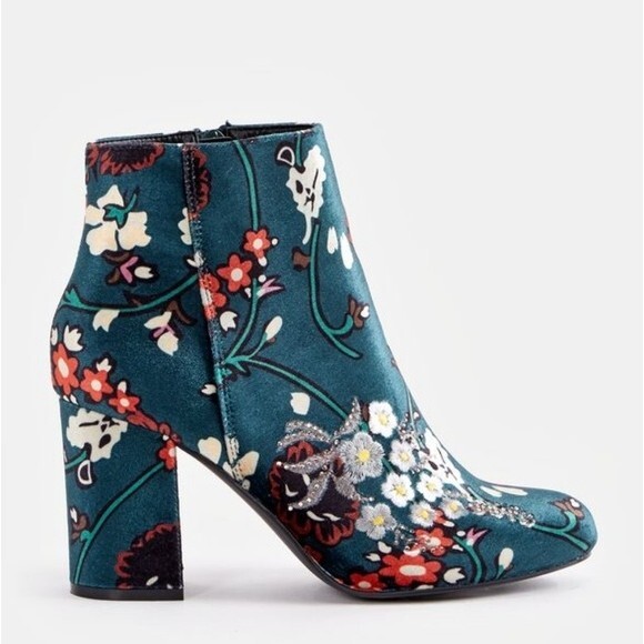 Loreida Satin Block Heel Embroidered Bootie - Picture 4 of 8